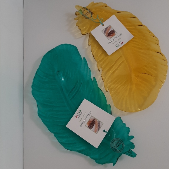 Vetri di Nennella Artistic Glass Leaf Plates, Trinket dish - Picture 8 of 16